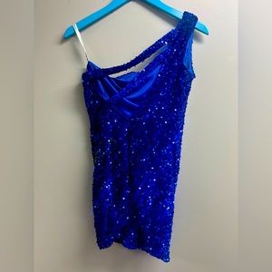 One shoulder sequin homecoming dress size 8